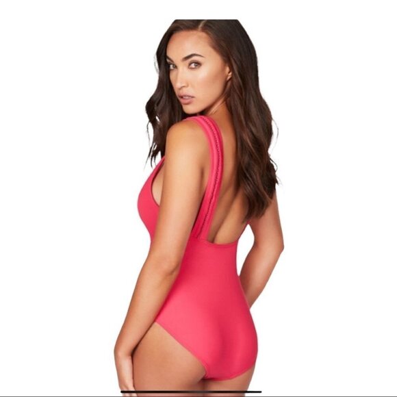 Frederick's of Hollywood Capri Azalea Plunge One Piece - Picture 2 of 12